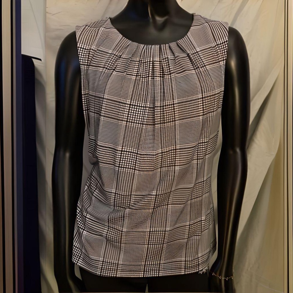 Calvin Klein Top- size M